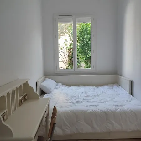 Maison 3 Chambres, Jardinet & Garage Plein Centre فيلة *